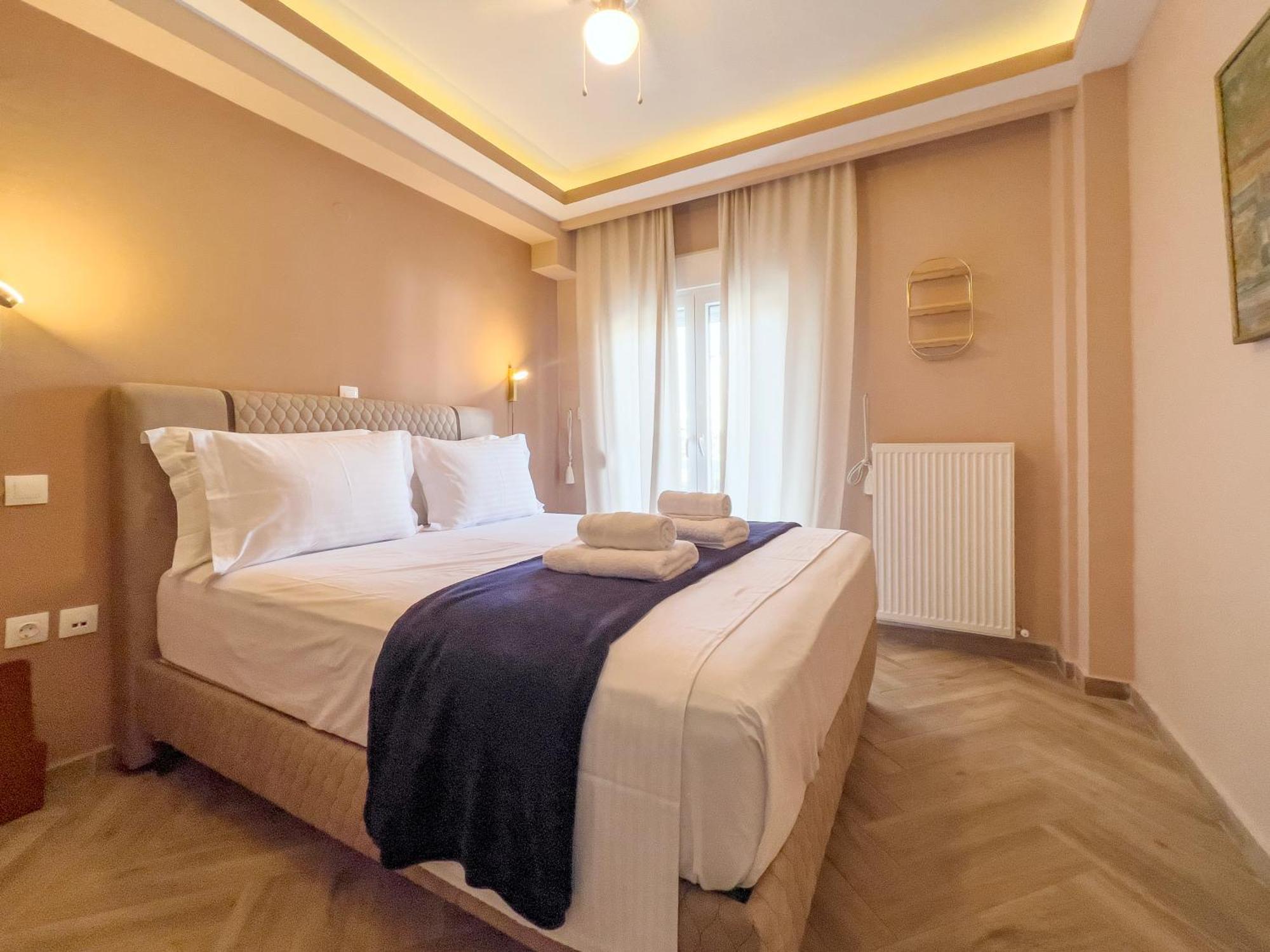 Spacetwo "Downtown Chill" By #Gimispace Lux Apt Thessaloniki Buitenkant foto